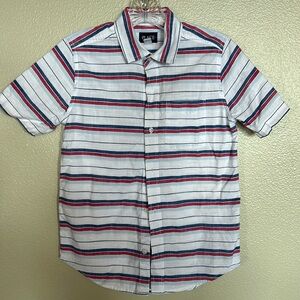 Boys children’s place button up shirt. Size 10/12. In great condition.